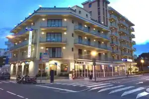Hotel «Stella Maris», Бланес