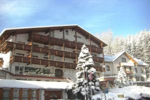 Holzschuh Schwarzwaldhotel, Байрсброн