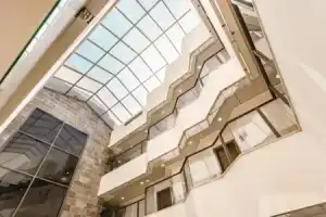 Emily's Hotel, Тверия