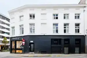 Renovated Studio in the Heart of Vibrant Ghent, Гент