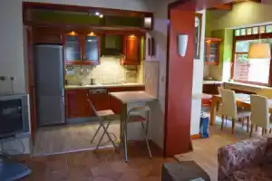 Apartment- Andrew Nagy, Шиофок