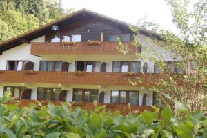 Appartement-Hotel Happy Kienberg, Пфронтен