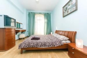 Апартаменты на Крещатике, 27-28, Киев