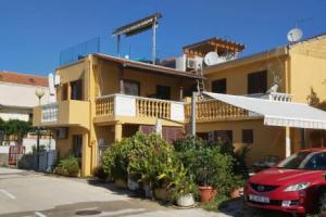 Luxury apartment by the sea with private whirlpool and terrace 50m2, Поседарье