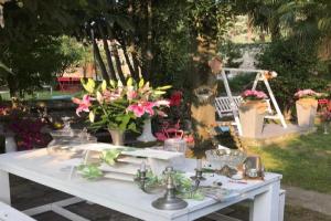 THE SECRET GARDEN ARONA VILLA in Piazza del Popolo 16 Historical Center, Арона