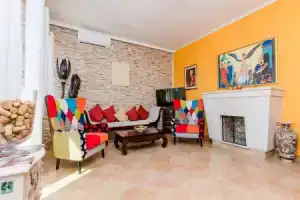 Villa Adrian - Six Bedroom Villa With Swimming Pool and Sea View ID Direct Booker 3663, Дубровник