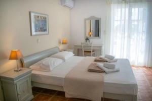 Irenes View Apartments Villa 7 - 4 Guests With Pool and sea View in Agia Irini, Андипарос