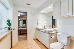 4 Mi to At&t Stadium: Fort Worth Townhome!, Арлингтон