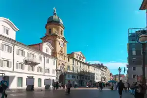 Matea, Риека