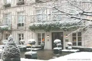 Le Pavillon de la Reine & Spa - Small Luxury Hotels of the World, Париж