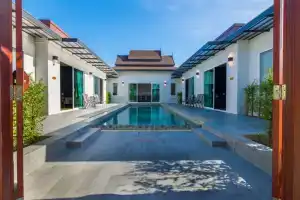 Вилла «Phuket La Siesta», Най Харн
