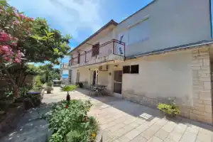 Apartments Tortuga, Цриквеница