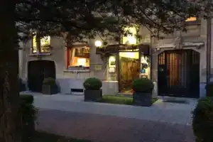Hotel «Firean», Антверпен