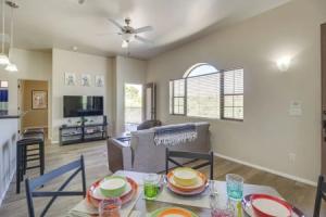 Tucson Condo Rental w/ Balcony + Mountain View!, Тусон