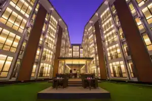 Отель «Vivanta Colombo, Airport Garden», Негомбо