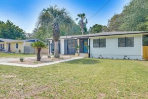 Fort Walton Beach Home: 3 Mi to Beach & Pier!, Форт-Уолтон-Бич