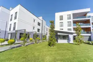 Отель «Green Hills Suites», Ялова