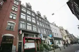 Quentin Golden Bear Hotel, Амстердам