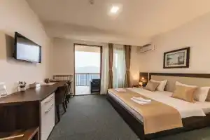 Hotel «Sokoline», Даниловград