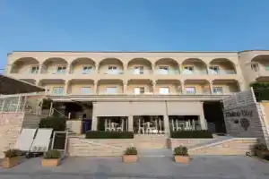 Melina Bay Boutique Hotel, Кассиопи
