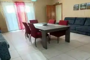 Apartment With Pool Gozo, Айнсилем