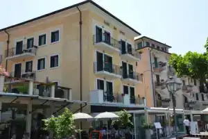 Hotel «Del Porto», Торри-дель-Бенако