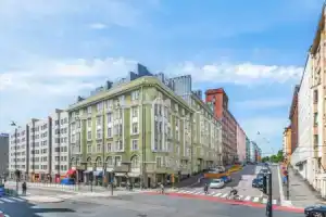 WeHost Top floor Transformable 2BR 8min to Centrum, Хельсинки