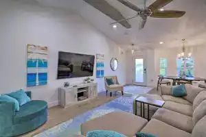 Chic Cocoa Beach Oasis w/ Pool - Steps to Shore!, Коко-Бич