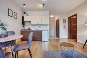 Trendy Apartment Kochanowskiego Street, Краков