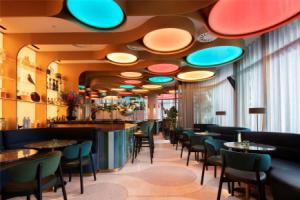 The BoTree London, Curio Collection by Hilton, Лондон