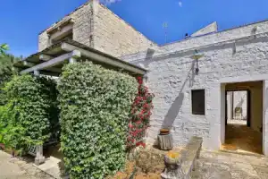 Ферма «Masseria Casina Vitale», Челье-Мессапика