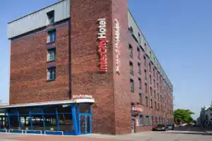 IntercityHotel Hamburg Altona, Гамбург