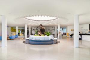 Отель «H10 Suites Lanzarote Gardens», Коста-Тегисе