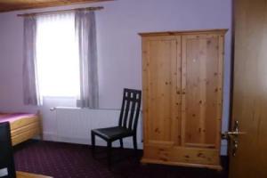 Gasthaus zum Krebsbachtal, Мехерних
