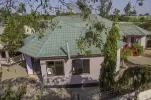 Arusha Giraffe Lodge, Аруша