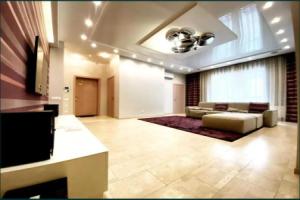 2-bedroom Most City Center area apartment, Днепропетровск