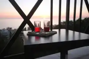 Novikoff Hotel, Лазаревское