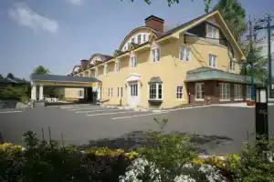 Hotel «Petit Riviere Karuizawa», Каруидзава