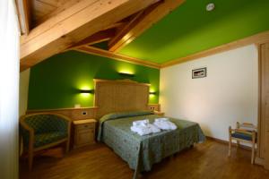 Hotel «Medil», Кампителло-ди-Фасса