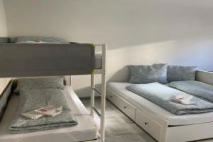 Greenhome Lorrach -Ihre Unterkunft im 3-Landereck-, Лёррах