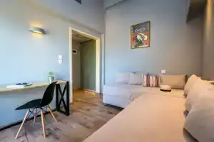 Zoe Hotel, Trypiti Beach Resort, Лименария