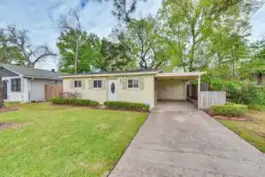 Baton Rouge Home w/ Private Patio: 2 Mi to Lsu!, Батон-Руж