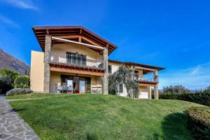 8 Garden Vistalago, Тосколано-Мадерно