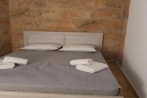 Callisto room 1, Ано-Сирос