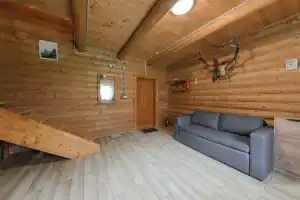 Bogolvar Retreat Resort, Анталовцы