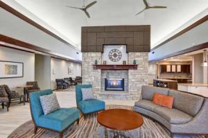 Homewood Suites By Hilton Kansas City Overland, Оверленд-Парк