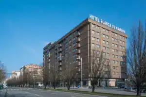 Hotel «Blanca de Navarra», Памплона