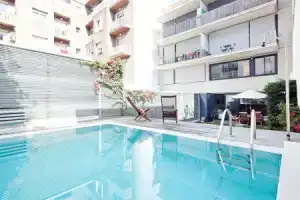 Отель «My Space Private Pool Garden», Барселона
