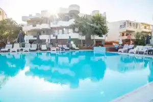 Sunny Days Hotel, Иксия