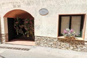 Charming & Peaceful apartment Begur with Swimming pool, Багур